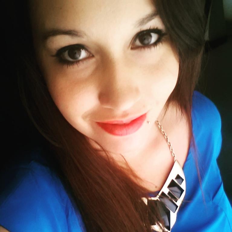 monybow's tweet image. Dame ese momento...