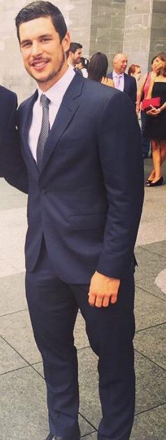 Happy Birthday to Sidney Crosby! Fit little bastard that he is 