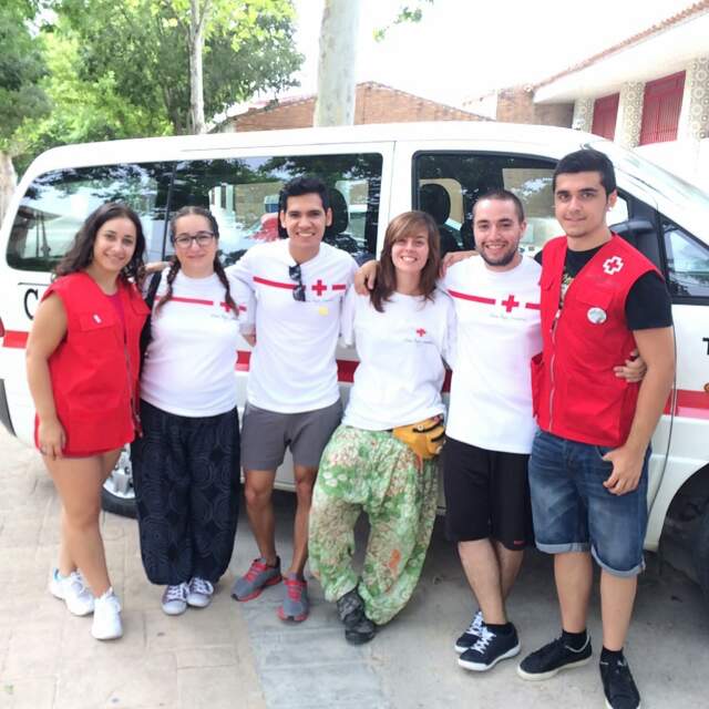Bea_gv1's tweet photo. "@VLADOMENDEZ: Equipo ESIE @crj_clm @CRE_Juventud  camino a emergencia en Cáceres. #EVCLM15 http://t.co/M86nAsQ2Vo" MUY GRANDES!!!