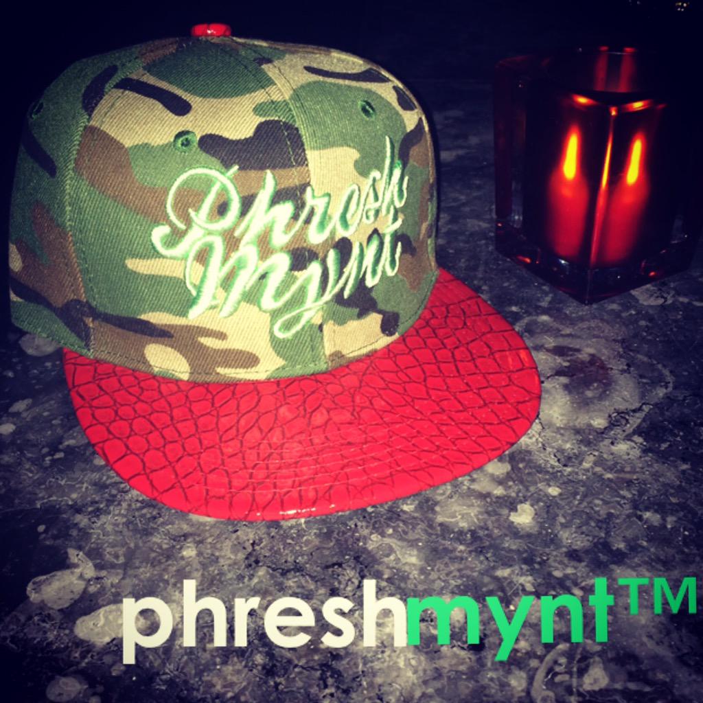 ENYSE702's tweet photo. We make gear for every kid who grew up with #BigDreams to make it out of poverty • Maintain a #phresh #myntality • http://t.co/RWNonCUEHT