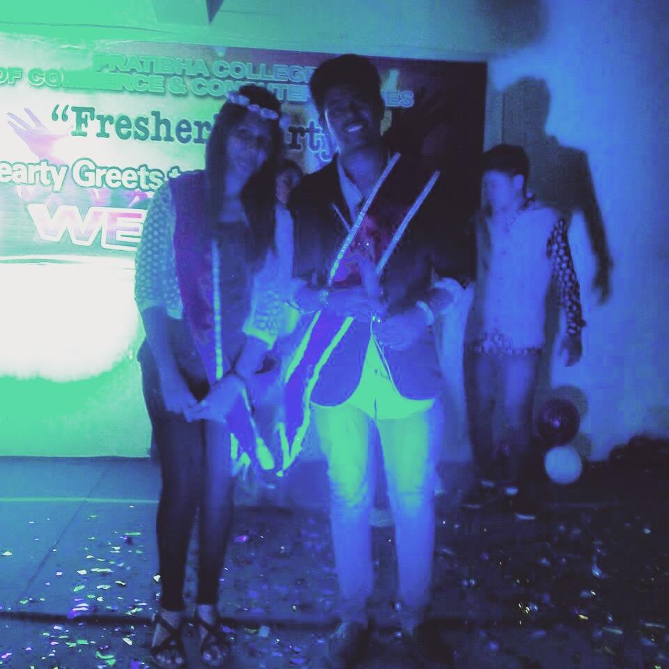 PratibhaPune's tweet photo. Mr. and Ms. BBA 2015 
Tayabba and Pratik 
Congratulation..!! http://t.co/1g7WerXico