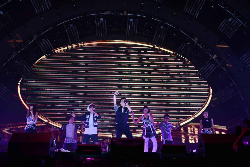 barks_news's tweet photo. AAA、三浦大知、超新星。アジアを代表するアーティスト競演の「a-nation island」最終日 http://t.co/PCJtZai9YE #anation #AAAjp #三浦大知 #Da_iCE #dream5 http://t.co/ejE6jL64Ry