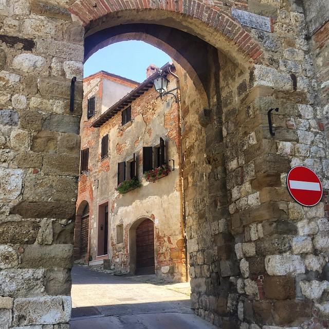 WeTuscany's tweet image. Buongiorno! #goodmorning #anotherworkingday #montepulciano #toscana #tuscany #italia #summertime #тосканакаконаесть