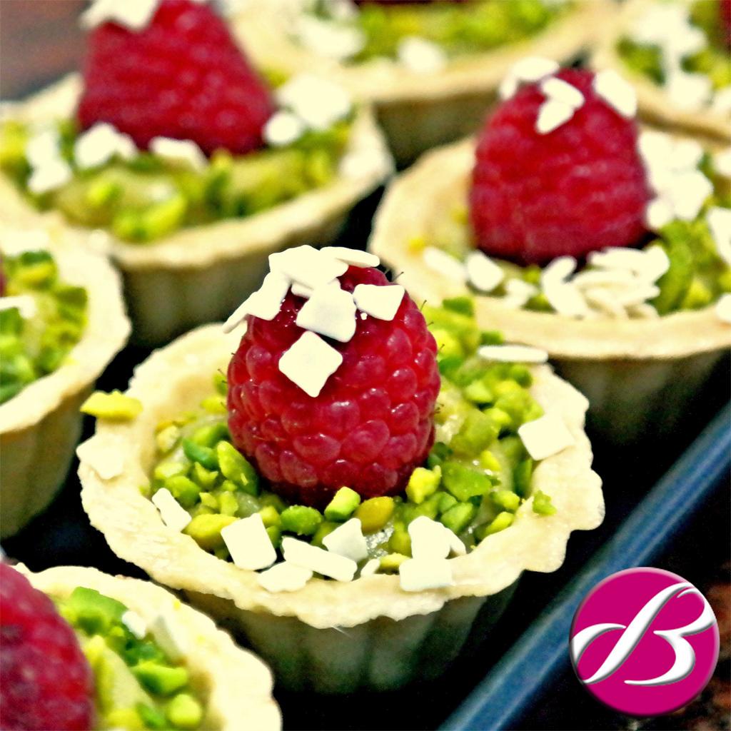 delibiteuae's tweet photo. #scrumptuous #miniTart in our #homemade tart shells and #pistachioRaspberry filling. #cateringDubai #delibite #dubai http://t.co/5p13KlutOs