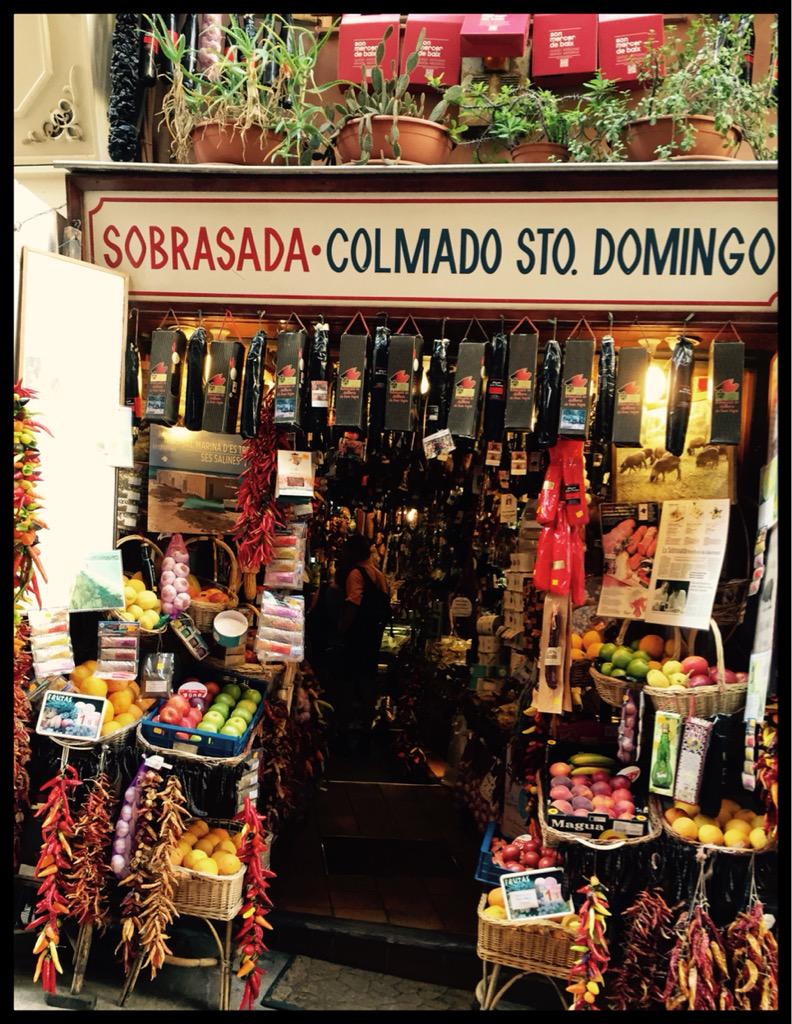 MissGuest's tweet photo. Love this shop #palmamallorca http://t.co/gcy3I8QecT