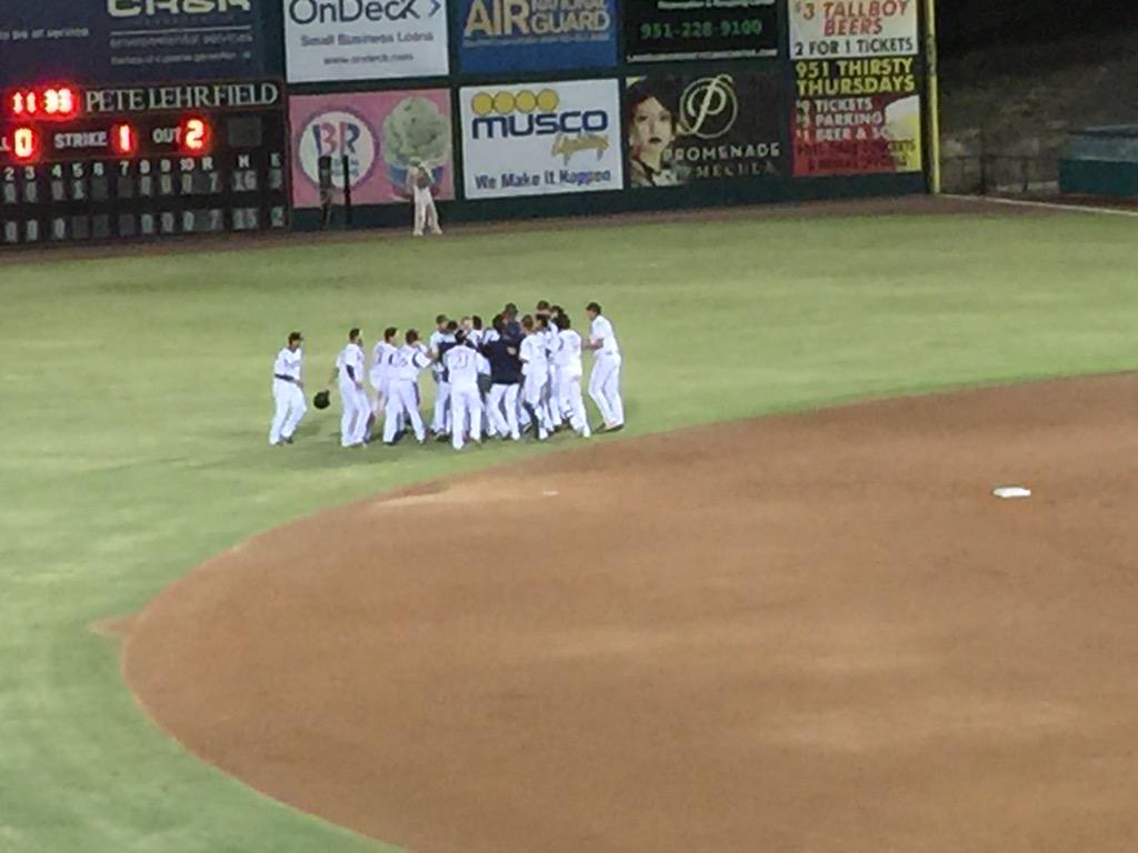 Storm_Baseball's tweet image. 15 innings later #WalkOff...@Doc_MD_24 &amp;amp; @Gquintana15 come up clutch with combined 3 RBI's in the 5th hour of battle!