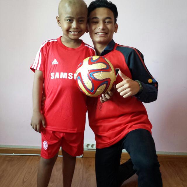Thanks <a href="/DikaLingga10/">Yusuf Mahardika OFC</a> yg sdh mewujudkan mimpi #Bintang @RumahHarapanVCF <a href="/justsilly/">Valencia Mieke Randa</a> <a href="/cutetaz/">Maria Helena</a> <a href="/dindakanyaa/">Dinda Kanyadewi</a> @utardjo