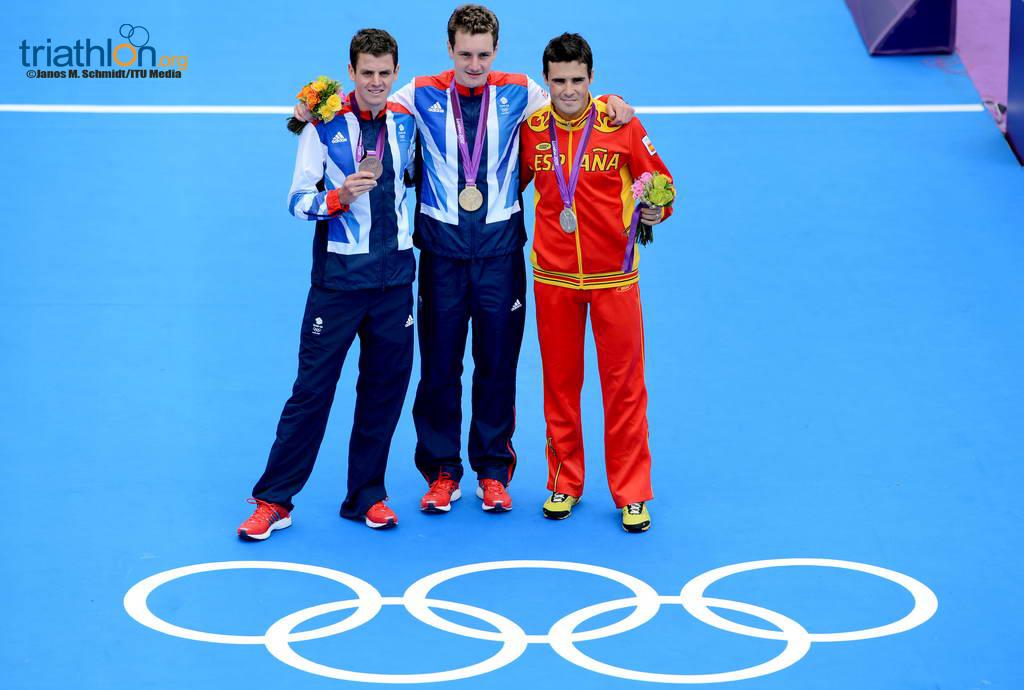 worldtriathlon's tweet image. Three years ago today @AliBrownleetri won @Olympics gold, @Jgomeznoya took silver &amp;amp; @jonny_brownlee was 3rd!