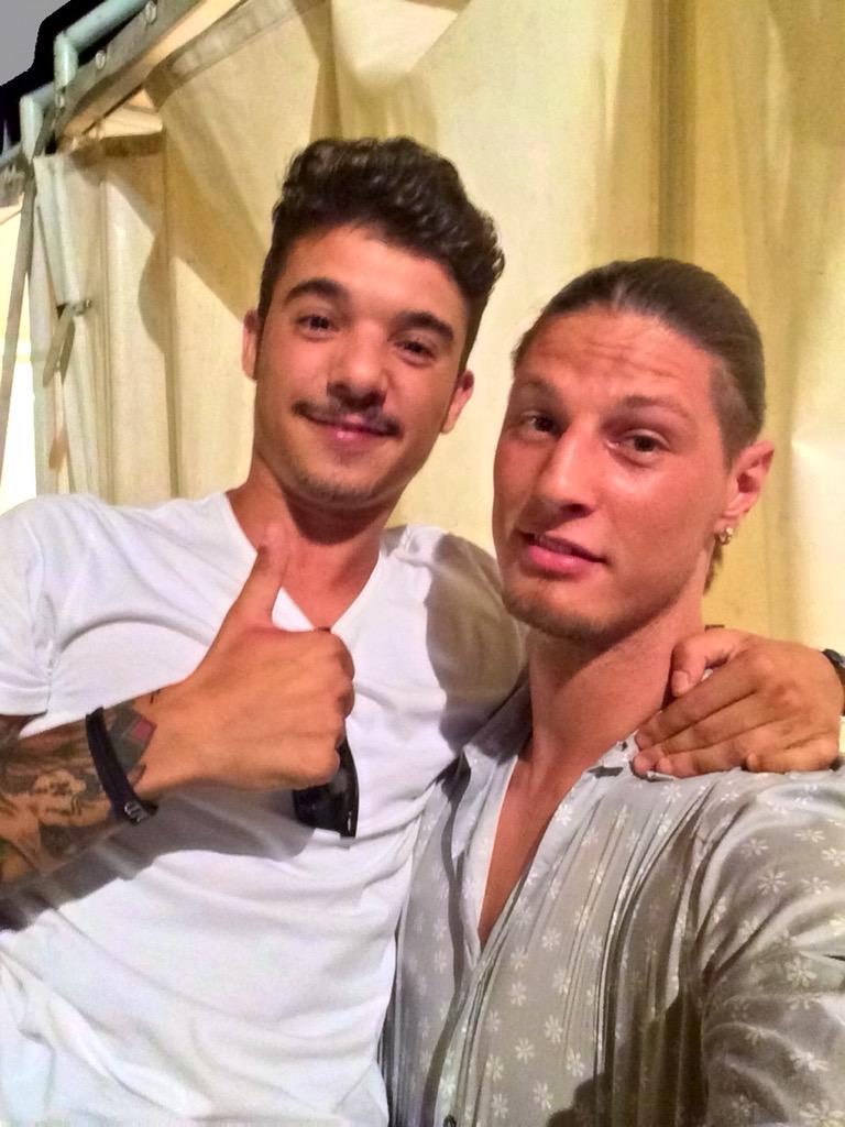 NickCasciaro's tweet photo. @realmoreno_mc quanto possiamo essere "BOMBBBEEE" 😂 qui sembri mio figlio 😂 alla prossima bello 😜 http://t.co/WsbEcB3j2G