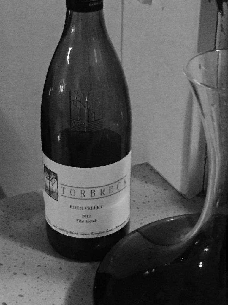 shanainge's tweet photo. Back to #BondiLife #FineWineFriday decanting @TorbreckBarossa #TheGask http://t.co/a9CMtltrk9