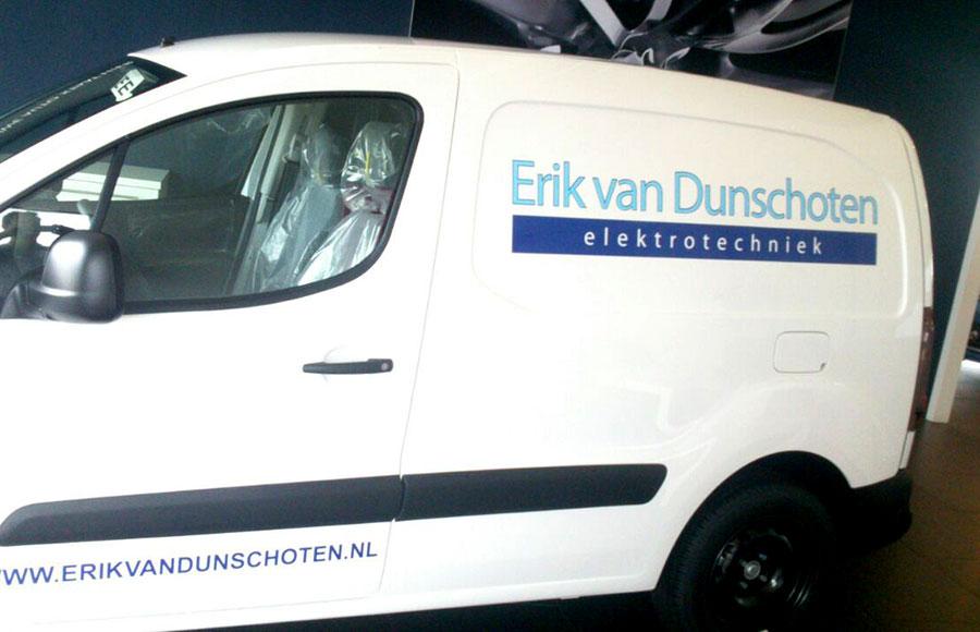 AfdelingSign's tweet image. Voor Erik van Dunschoten verzorgden wij deze gloednieuwe Peugeot Partner. bit.ly/1KSJZmh