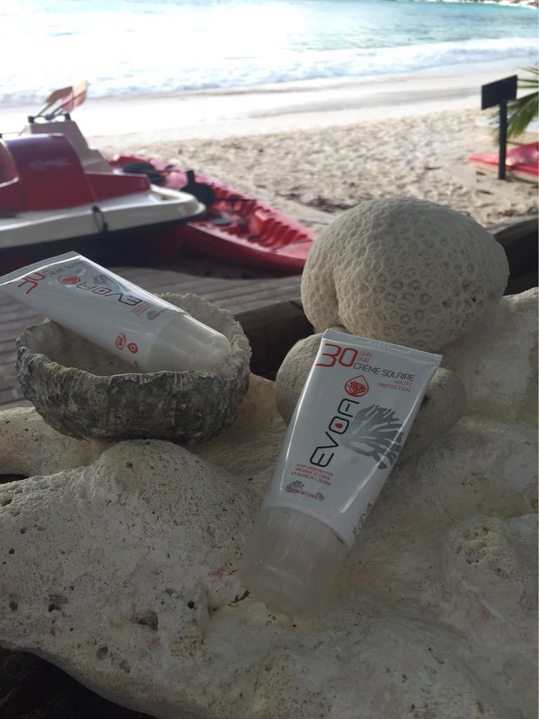 FSSeychelles's tweet image. #DidYouKnow we have coral friendly suncream? You can stay healthy and keep the ocean healthy too! #FSValues