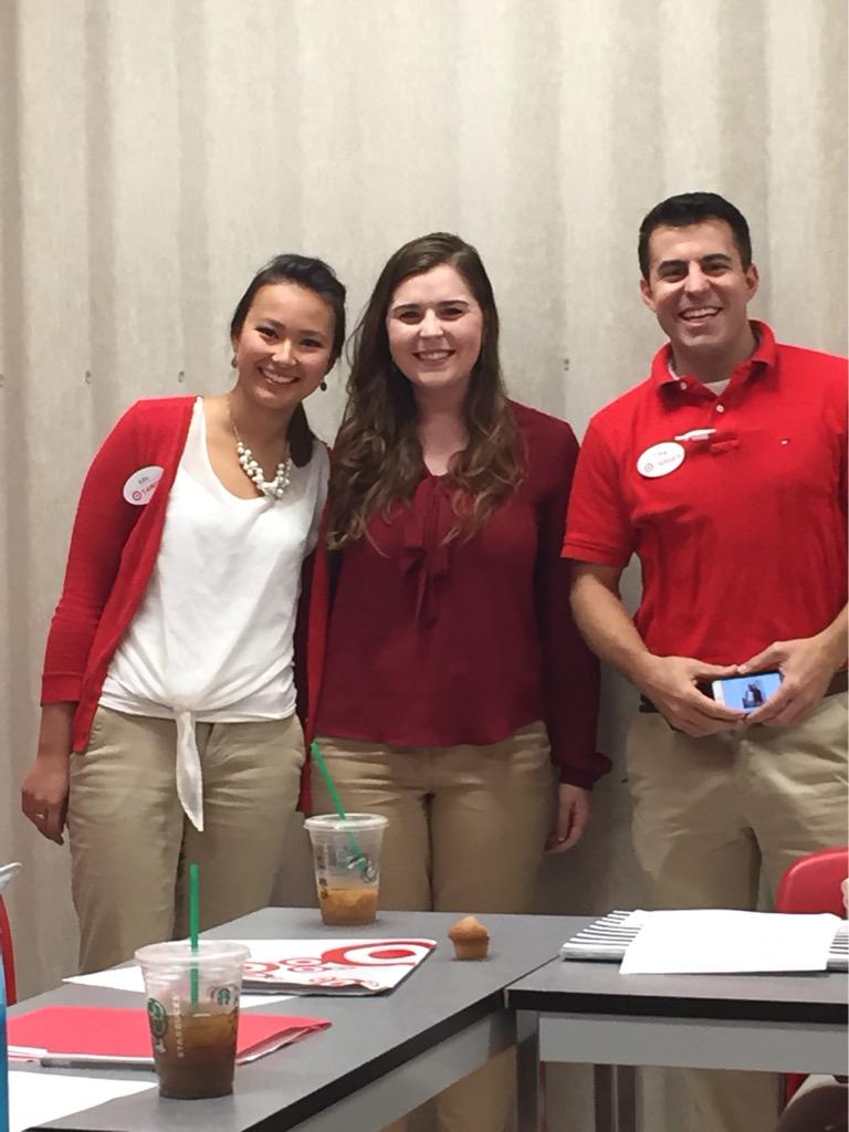 millyfoge's tweet photo. Thank you Craig and Kaitlin for coming to support Allie in her review! #bestinterngraduationever @LeahDevlin11 http://t.co/VxHrIFgRkQ