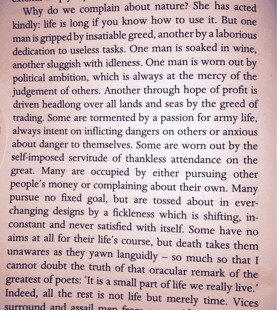 недовольный клиент в гостинице. Make a complain. Why complain. Complaint quotes. соцсети.