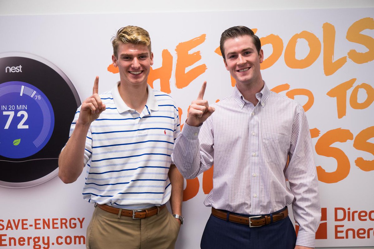 CareersatDE's tweet photo. OU interns, we sure enjoyed spending our summer with you. Good luck in the fall. @gethiredsooner #degrad #deintern http://t.co/YdKv4JrSqo