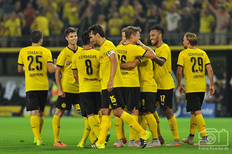 Die_Kirsche's tweet photo. #BVB siegte im erste Heimspiel der Saison gegen den #WolfsbergerAC mit 5:0: http://t.co/sqm2AYloEo #BVBWAC #WAC http://t.co/xICnOLfW66