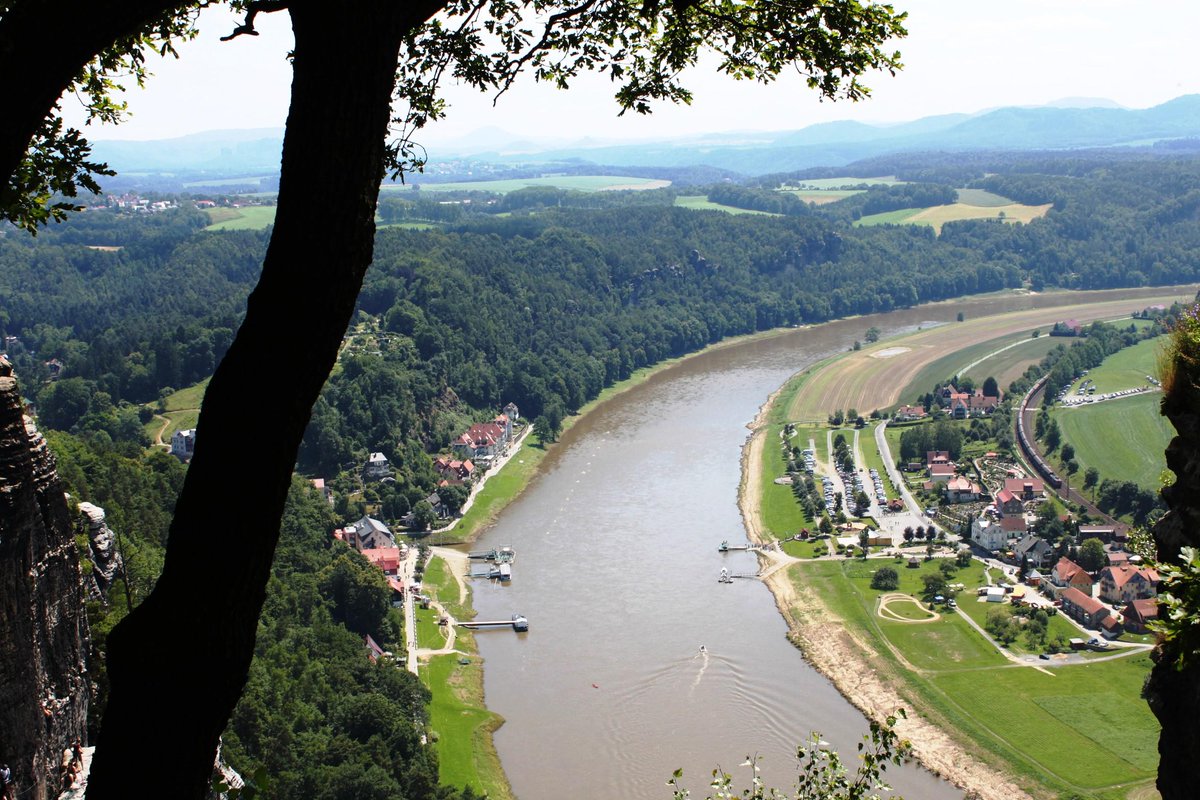 GermanCyclingTo's tweet photo. Have you ever seen the spectacular scenerie of Saxon Switzerland?
Explore it by bike!
http://t.co/9RezajAPun http://t.co/18qYUfaQ2Z