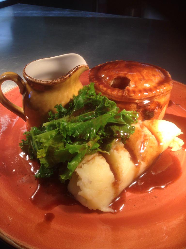 Taking bookings now on the terrace for lunch <a href="/OtleyPubClub/">OtleyPubClub</a> <a href="/BlackSheepBeer/">Black Sheep Brewery</a> <a href="/SaltaireBrewery/">Saltaire Brewery</a> #beergarden #otley