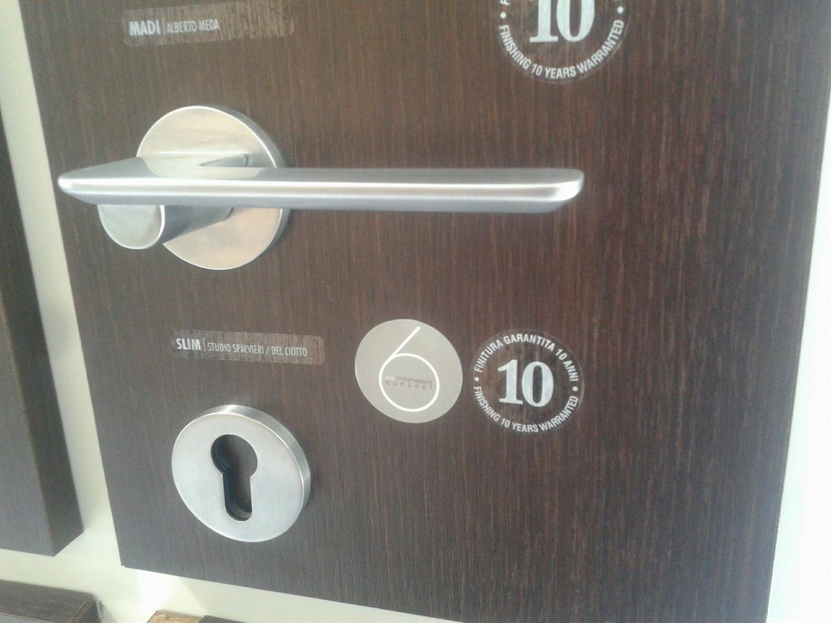 DecorHandles's tweet image. New range of exclusive Italian handles with 10 year warranty on all finishes. For more go to decorhandles.co.za