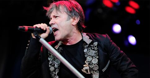Happy Birthday to \s Bruce Dickinson \\m/ 