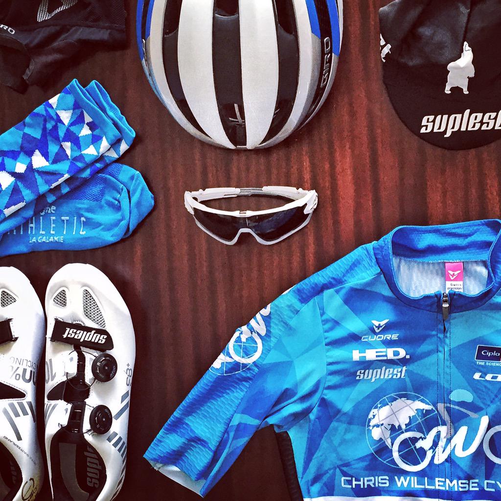 Packing for the weekend <a href="/CWCOnline/">Chris Willemse Cycle</a> #Jawbreaker #suplest