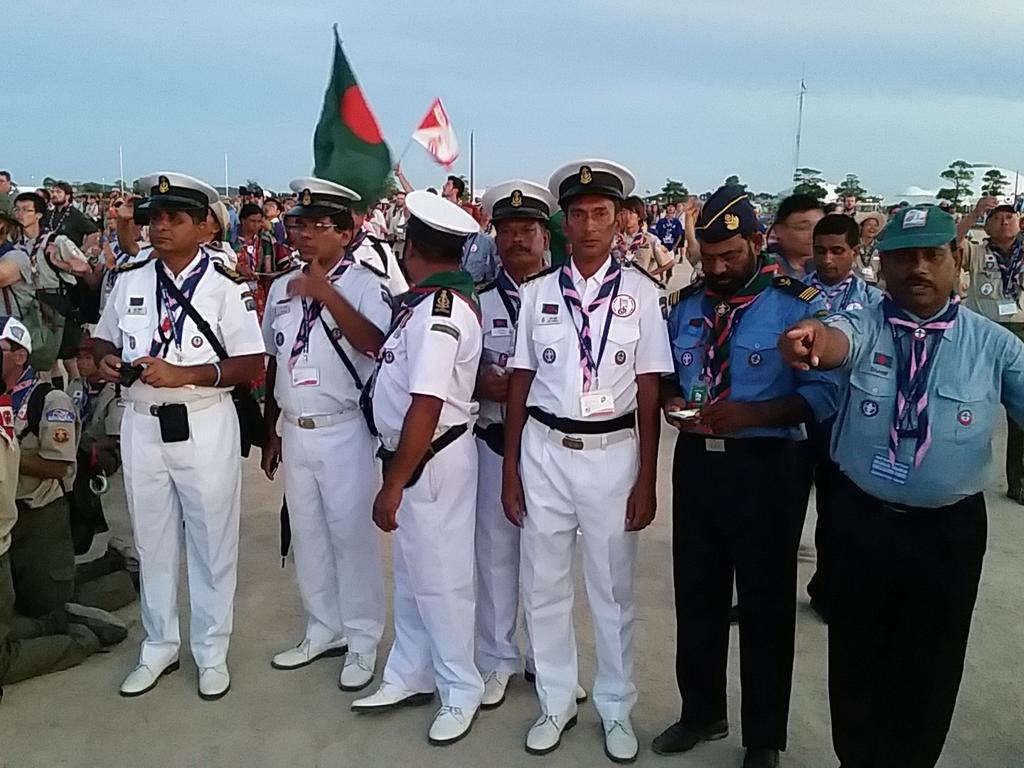 WSJ2015live5's tweet photo. Hats off to Bangladesh for keeping those uniforms clean here!  #wsj2015 http://t.co/tJ2uyEhs8X