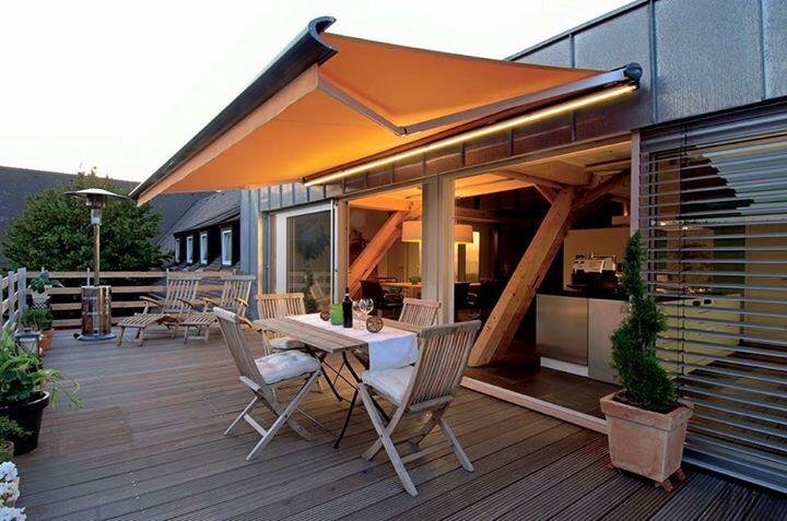 StoreLux's tweet image. Store banne à rails lumineux.