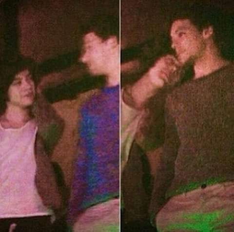 MyHistory230610's tweet photo. Solo dio sa quanto amo questa foto...
#DragMeDownMusicVideo
#WeSupportBriana
#Louiskeepsmiling http://t.co/zCTm3F9Ddq