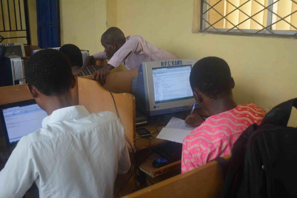 gbengasesan's tweet photo. Coming to Aba this August too. Not every time Lagos :) "@pinigeria: Picture updates from Kano #CodeCamp2015 http://t.co/zXzrkOb9fI"