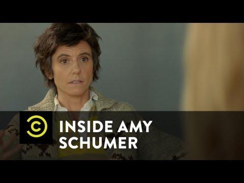 SafeDriversOnly's tweet image. Inside Amy Schumer - 5-K vid.staged.com/oZwq #safedrivers #streets