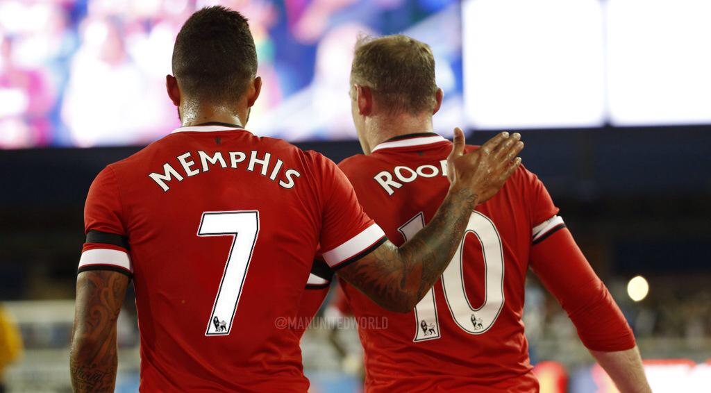 ManUnitedWorld's tweet photo. Our two top goalscorers next season?! #Memphis7 #MUFC http://t.co/sw7cSHu5Wk