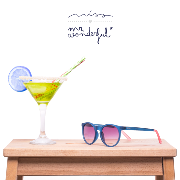 MissHamptons's tweet photo. SORTEO 3 sunnies Miss Hamptons &amp; @mrwonderful_🍸

Condiciones para participar:

-RT al tweet
-Seguir a @MissHamptons👓 http://t.co/pdgph20llQ