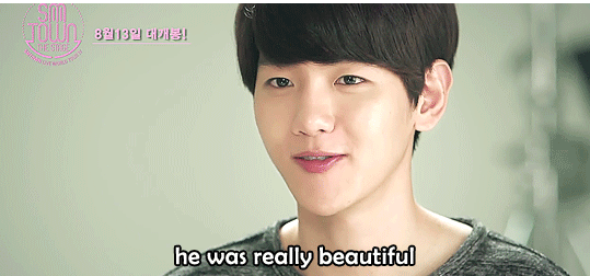 _Kyungsoo_lover's tweet photo. Baekhyun said Suho was beautiful when he dressed up as a girl http://t.co/Ub8BjcJJuN