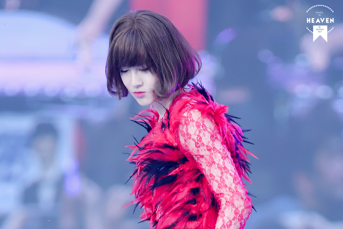 _Kyungsoo_lover's tweet photo. Baekhyun said Suho was beautiful when he dressed up as a girl http://t.co/Ub8BjcJJuN
