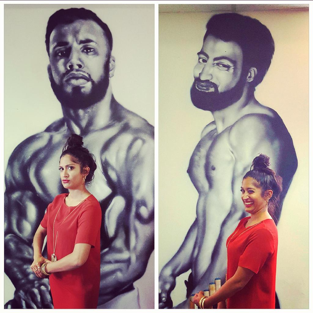 prakash_vara's tweet photo. #ArmsLikeAnj #BeardLikeMomo 😂 #DesiRascals @Shreepea 😘
@AnjPMG @MosesBaig #PMGHarrow #PMG @DesiRascals http://t.co/OUpskL7ezy
