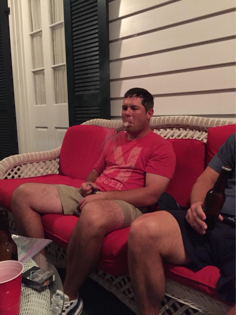 mrpinkbbq's tweet photo. Hello Greenbrier....#duffnering @JasonDufner http://t.co/jGk0lKwITx