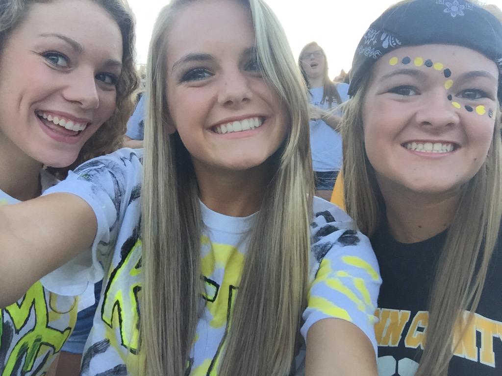 morganhutchh's tweet photo. Kiss your one time win goodbye ๐๐ #CHEROKEENATION #itsourcounty http://t.co/aNvjWkUCIT