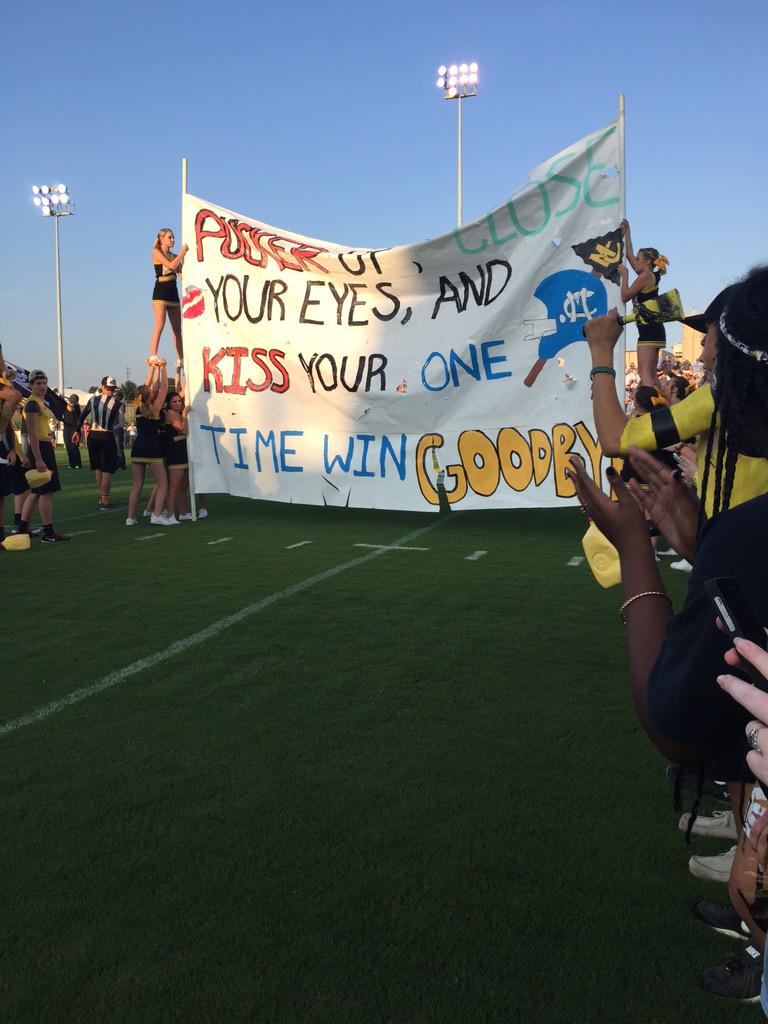 morganhutchh's tweet photo. Kiss your one time win goodbye ๐๐ #CHEROKEENATION #itsourcounty http://t.co/aNvjWkUCIT
