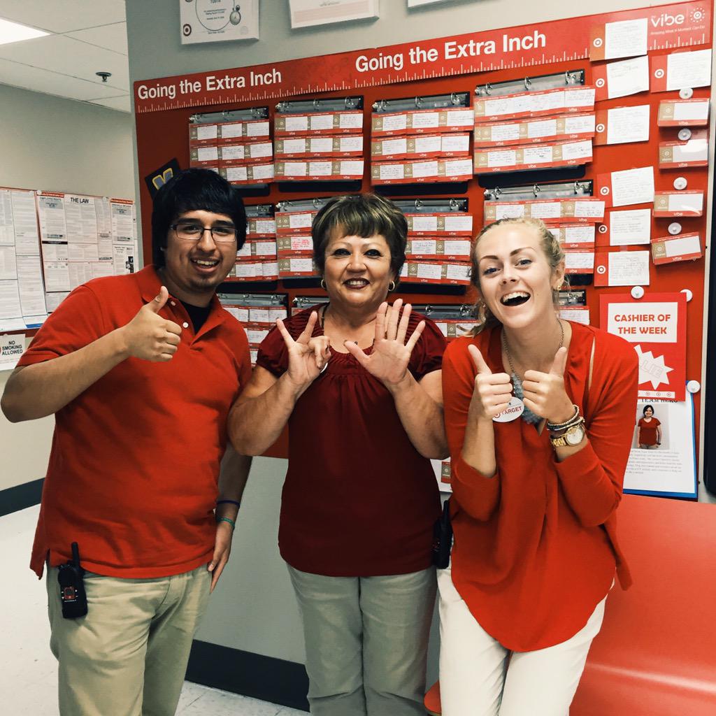 0914Target's tweet photo. Awesome job Gloria getting 7 REDcards today! 914 front end team rocks!  @NicoletteSeitz @bigdh42 http://t.co/cvf2NEqxmz