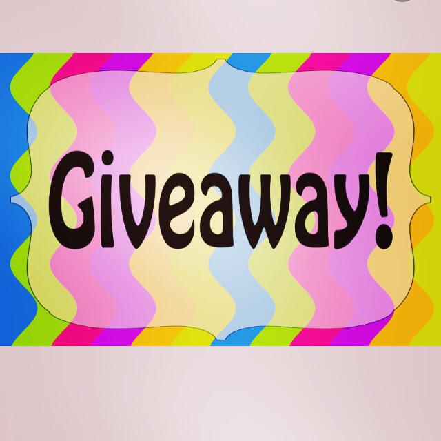 Time to #win something guys! #giveaway going on now!! #leggo #nyc #yesreally #freestuff #love prettycitybelle.com/p/giveaway