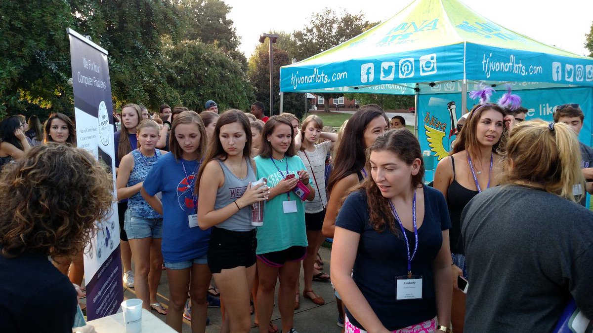 availablehelp's tweet image. Welcome Furman students! We are being swamped by students!