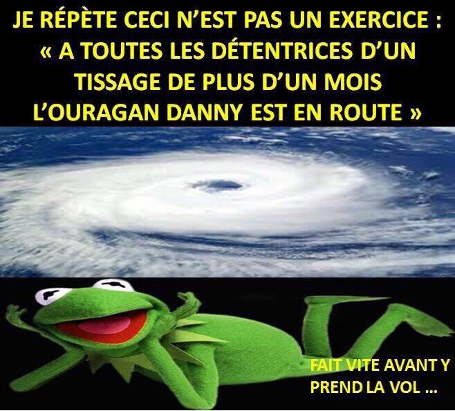 Jeremy Edouard Vu Sur Fb Humour Ouragan Danny Martinique Guadeloupe Http T Co Jpl1hhtasr