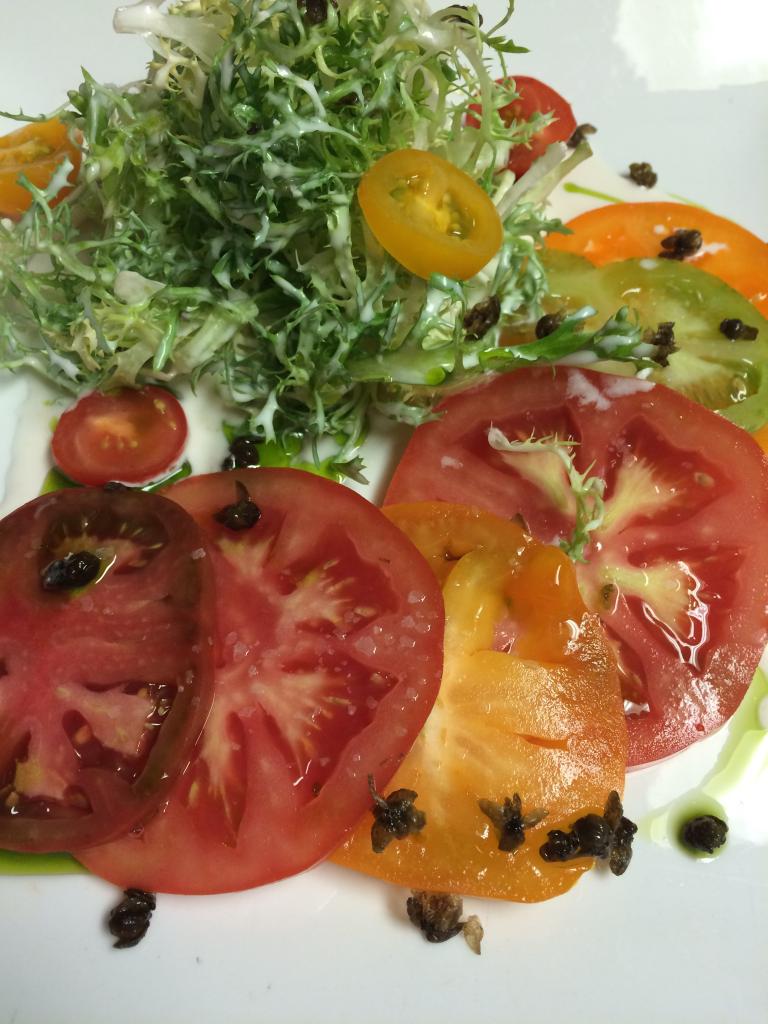 Organic Heirloom Tomato Salad, Frisee, Citrus Vinaigrette, Fried Capers #fresh #tomato #salad