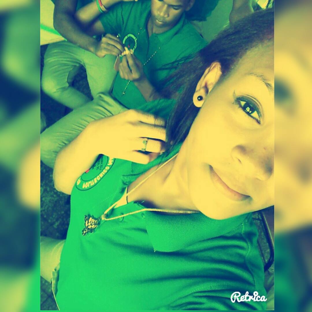 CarolayPoint_'s tweet photo. * School ✌
* 4to Of Marketing ✌ ✌ http://t.co/iuqbd3bVAL