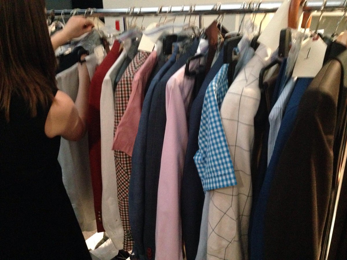 nicholasmizera's tweet image. Subtle details help make tonight’s @thomashenrymade collection eminently mix and matchable! #ThMade #TOMSS16