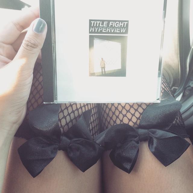 JennaTilveran's tweet image. @kayla_pizzakitty : instagram.com/p/6qswJNvkwx/ | 💽🎶💀 #thankscuteboyatRasputin #TitleFight #Hyperview #new #CD #newalb…