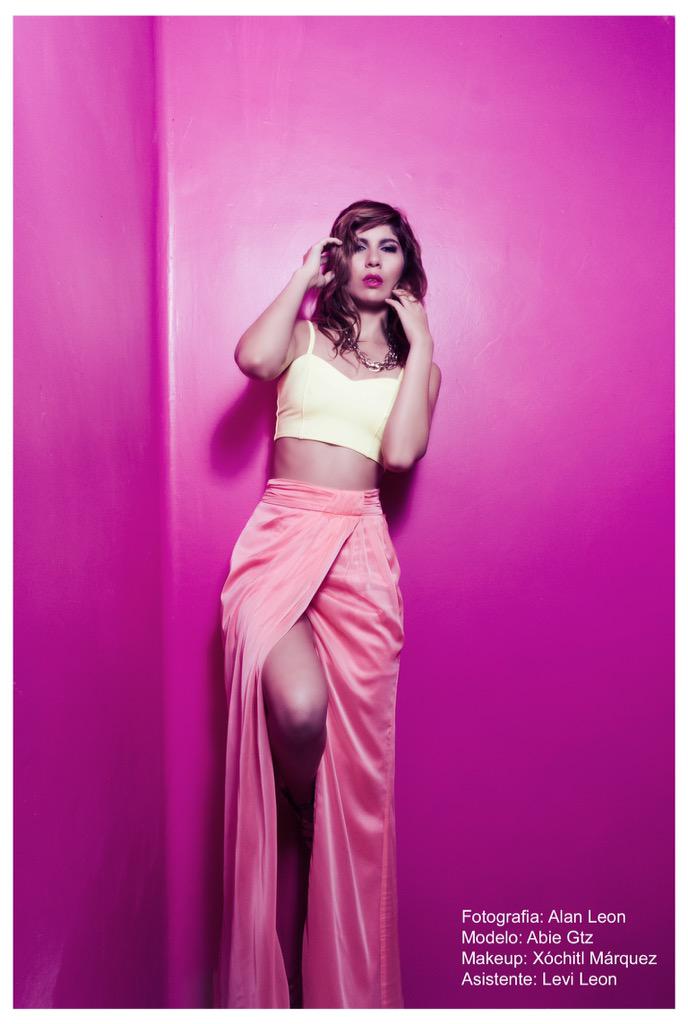 AlanLeonFoto's tweet photo. #Photoshoot #moda #glamour #alanvl #fotografia #model #fashion #mipasión
@1nsmexico
http://t.co/Wxehr5f1lD http://t.co/bMSANKBwAO