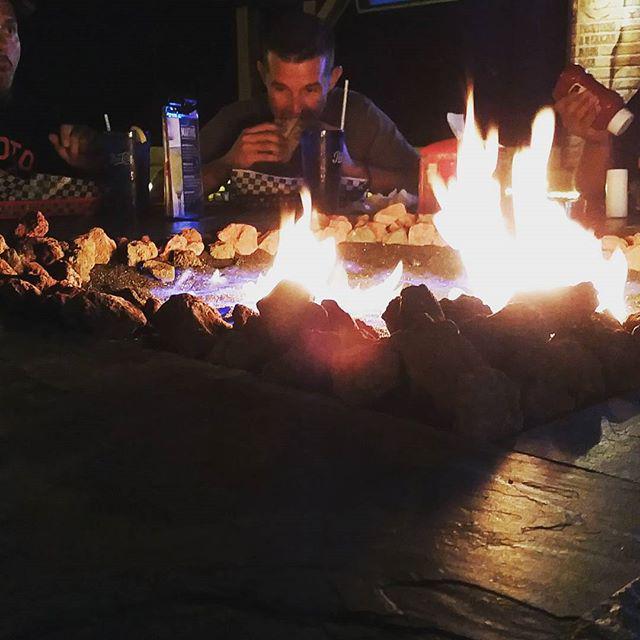 yourpixelperfec's tweet image. Drinking fireside.#backdrafts