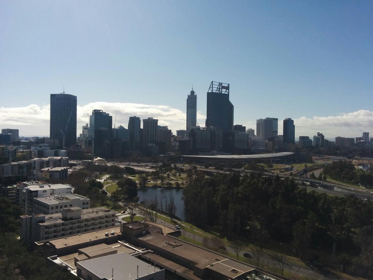 mountway's tweet image. The sun is shining in Perth (for now). Hope you all enjoy this fine day! #Perth #winter #sunshine