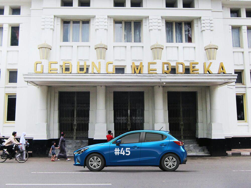 Mobil siapa yaaaa ??? Kerennn#60Mazda2